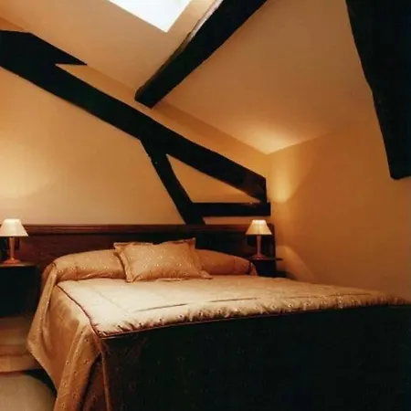 La Montanesa Apartment *
