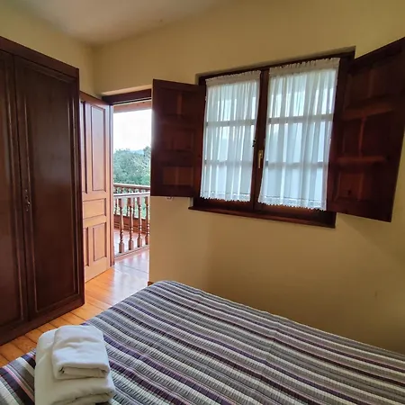 La Montanesa Apartment